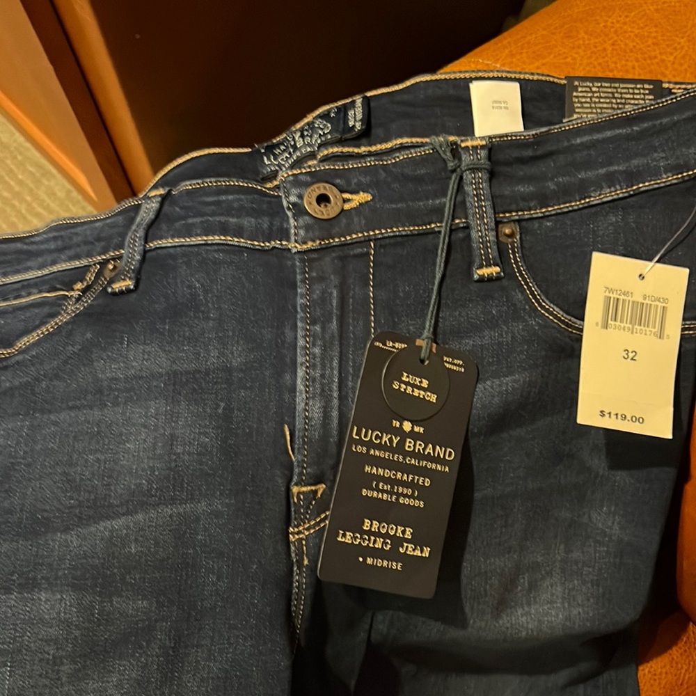 New with tags Lucky brand Brooke mid rise legging jeans dark wash 14/32